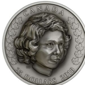 2018 RCM $25 Her Majesty Queen Elizabeth II: The Young Princess Coin